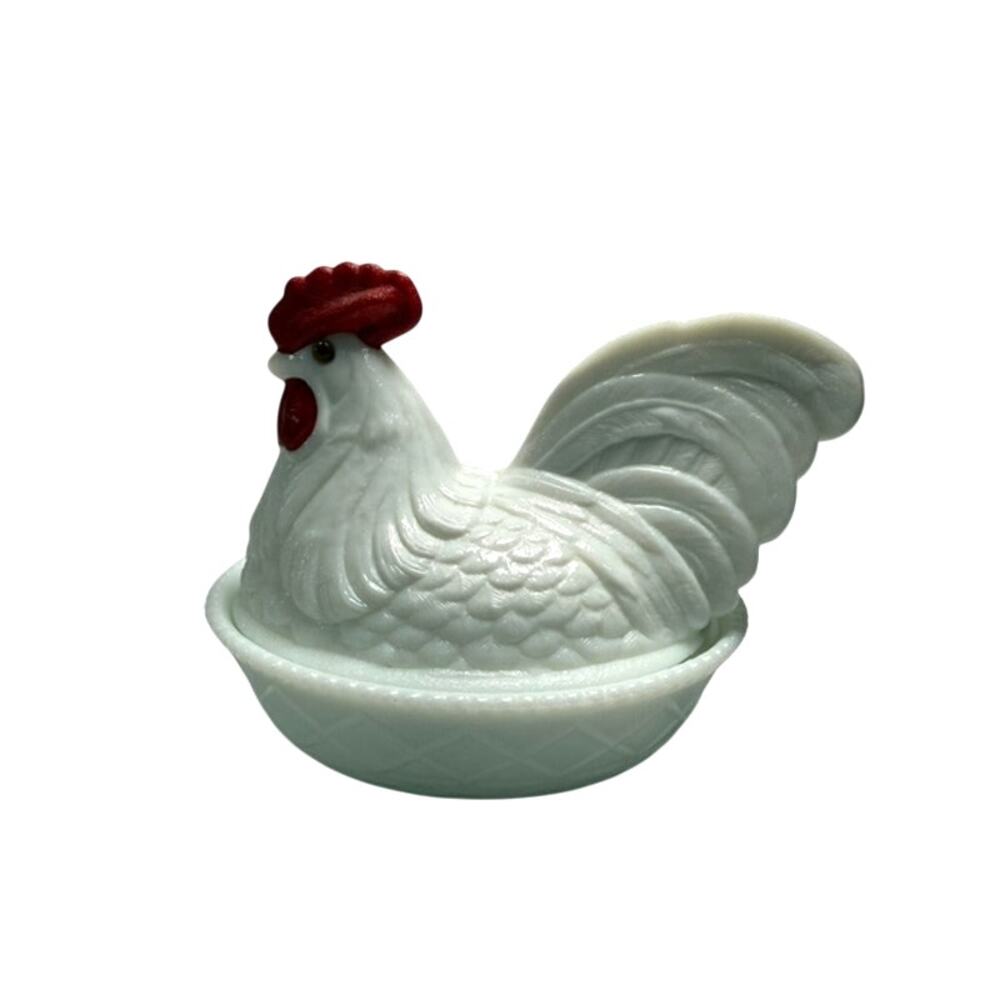 Large Westmoreland Hen in Nest Basket White Red 9" by 6"
